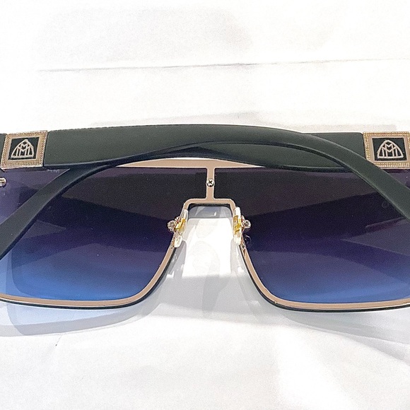 Gradient Blue Maybach Sunglasses(only one available at this price made in Italy) - Picture 5 of 6